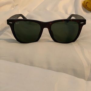 Wayfarer Rayban Sunglasses